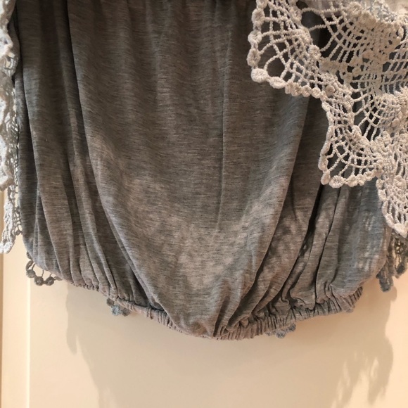 Lace Strapless Crop Top - Picture 4 of 7